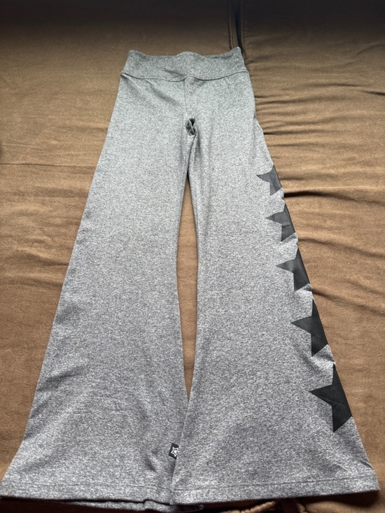 pixie lane Other - Pixie Lane Girls' Gray Star-Accent Flared Active Pants